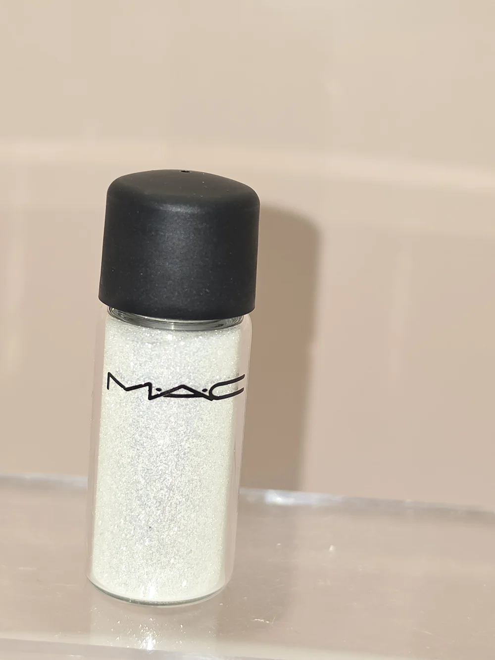 DISCONTINUED MAC REFLECTS GOLD GLITTER
